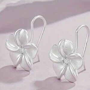 Exquisite Sterling 925 Silver & Zircon Delicate Flower Dangle Earrin…